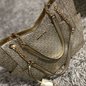 Brand New Michelle Kors handbag